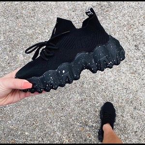 Meet your Posher, Favour